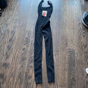 Naked wardrobe 1 piece